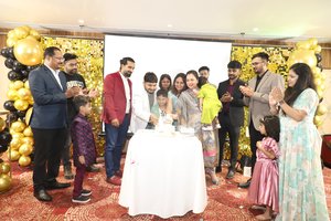 Cake cutting